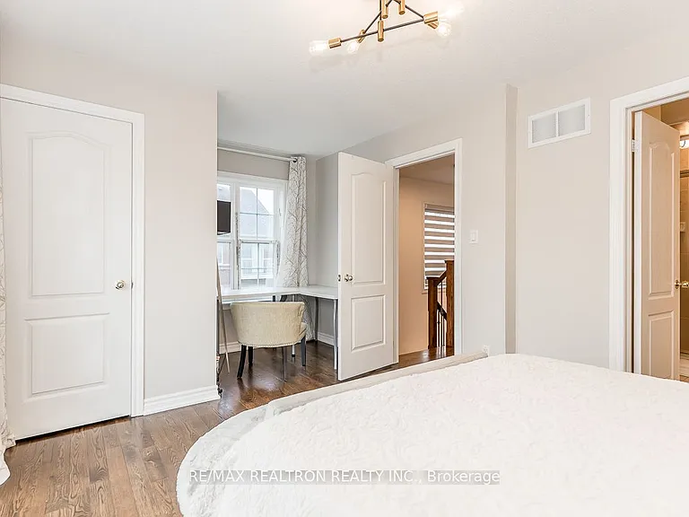 28 Donald Buttress Blvd W — Photo 28
