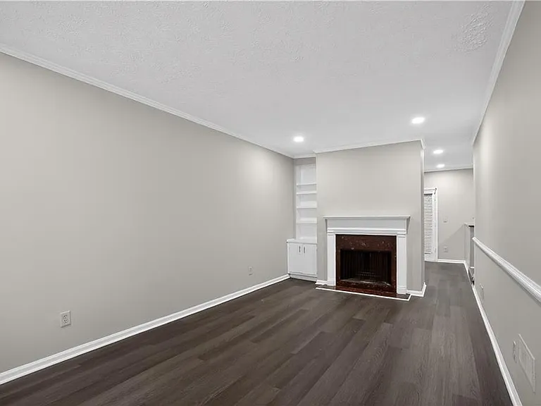 105 Glen Acres Ct — Photo 9