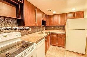 2nd image of 1805 Sans Souci Blvd
