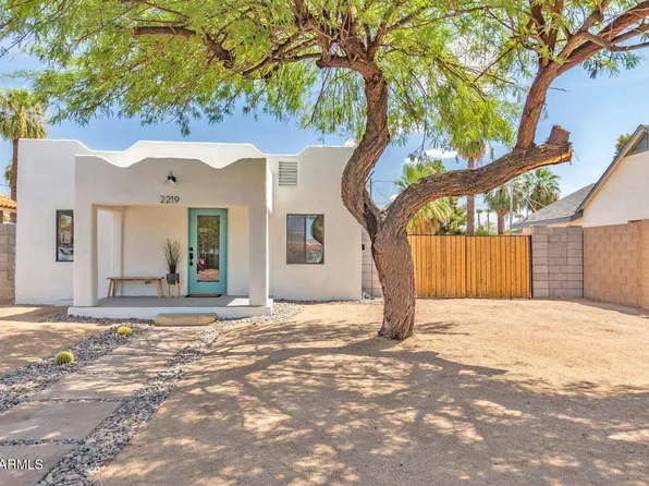 2219 N 25th Place, Phoenix, AZ 85008