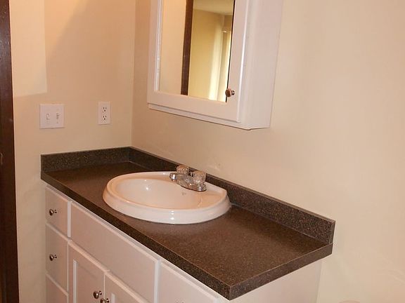 5th image of 3535-3545-3565 Central Ln #3535-B