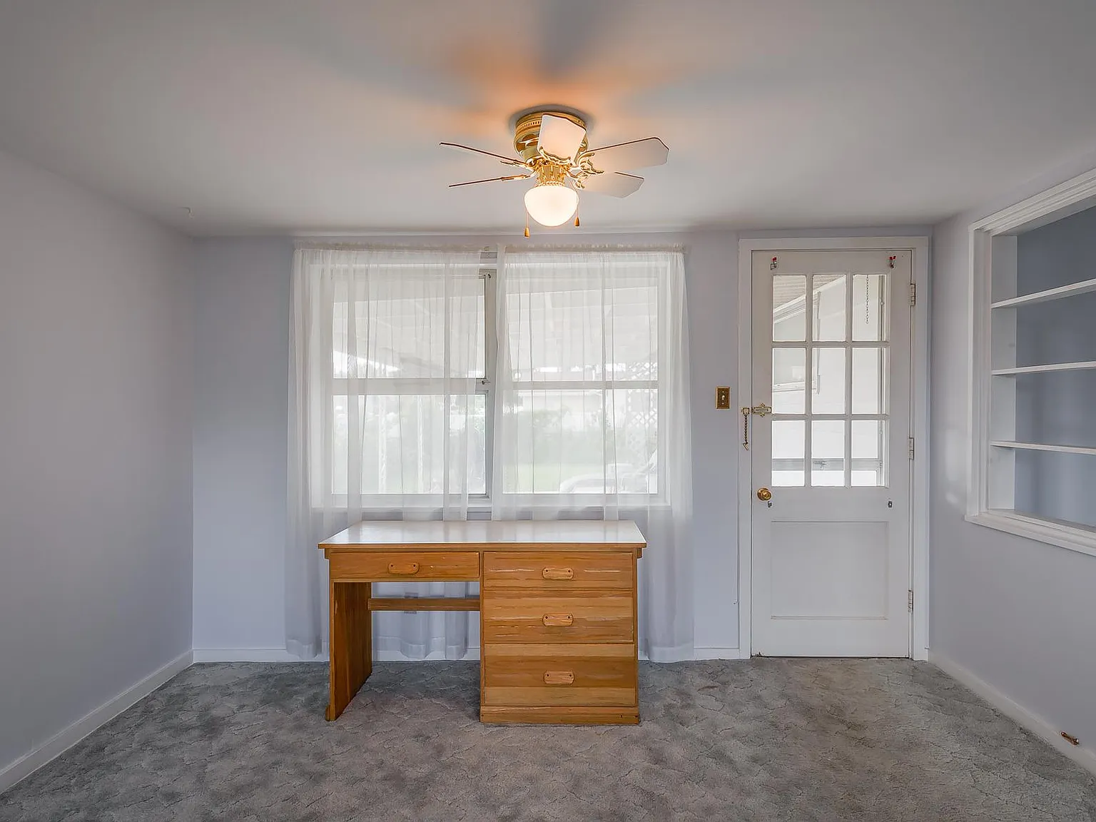 3 bed, 1820 sqft, $3,100 — Photo 1