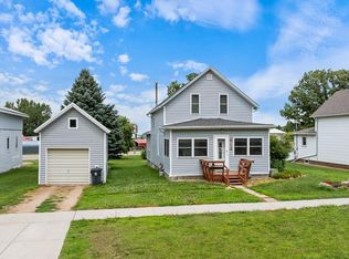 612 Emory St, Tracy, MN 56175