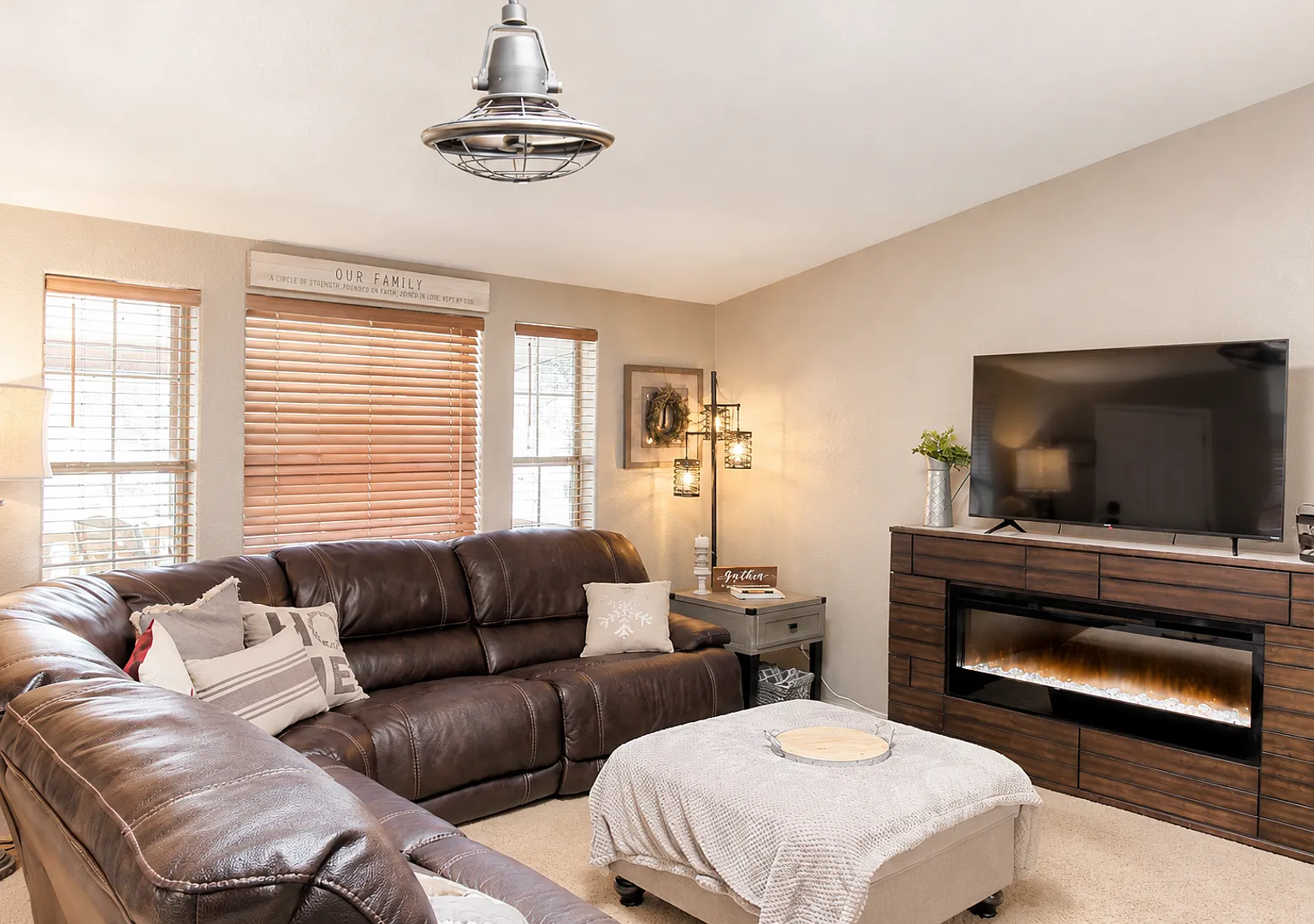 Furnished Two Bedroom Home — Photo 4