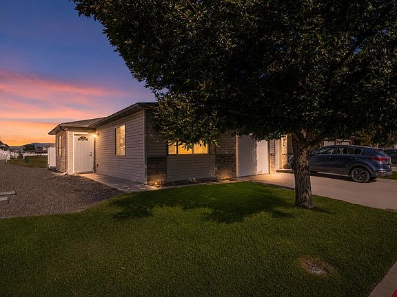 2nd image of 656 1/2 Serenity Ln