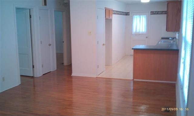 1st image of 605 W 20th Ave