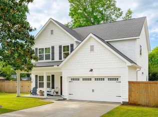 217 7th Ave, Mount Pleasant, SC 29464