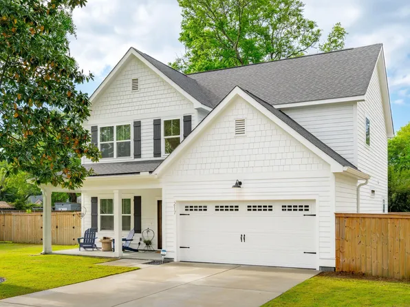 217 7th Ave, Mount Pleasant, SC 29464