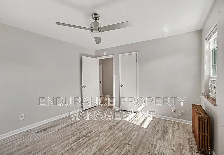 629 Maple Dr #4 — Photo 9