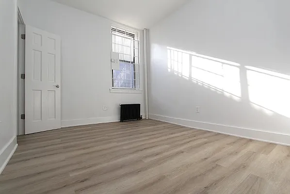 Rented by Oxford Property Group | media 18