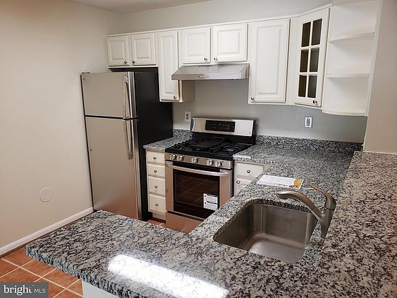 3rd image of 13304 Kilmarnock Way #4-K