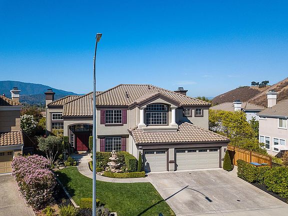 3rd image of 6583 Deer Hollow Ct