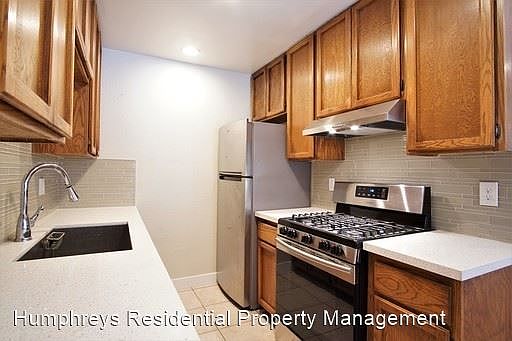 3rd image of 3752 33rd St APT 3