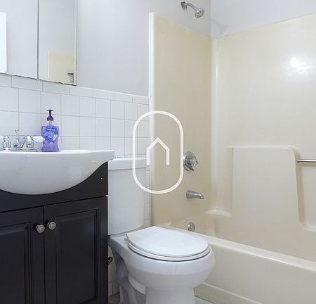 4th image of 41 Cunard St