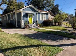 421 Hamilton St, Gretna, LA 70053