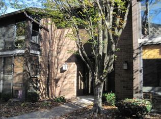 22958 Maple Ridge Rd UNIT 102, North Olmsted, OH 44070