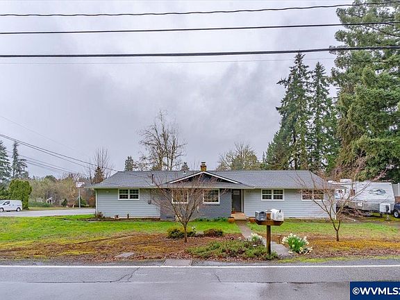 2nd image of 852 Salem Heights Ave S