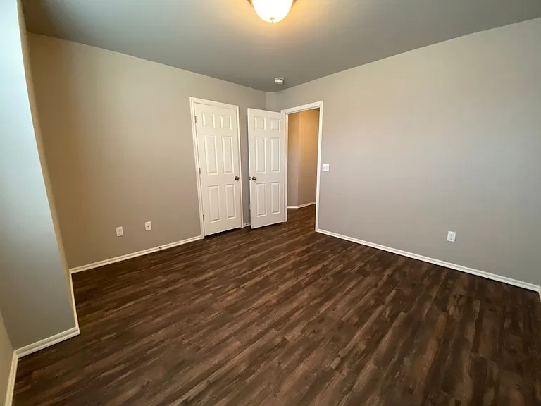 4517 Hunter Blvd — Photo 26
