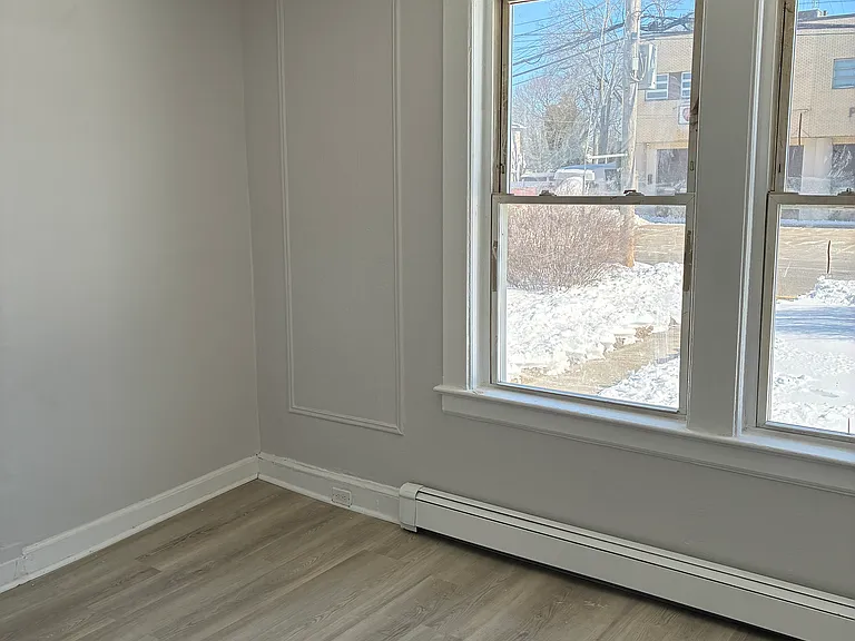 16 Jennings Ave #B — Photo 9