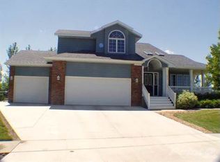 1515 Park Ridge Ct, Aberdeen, SD 57401