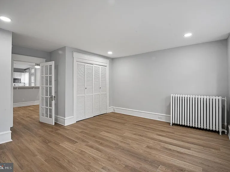 221B Kings Hwy E #3 — Photo 11