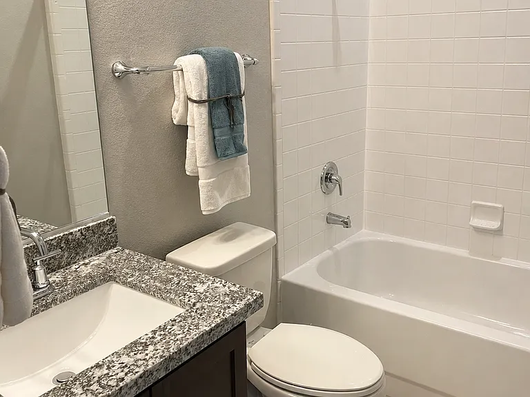 3026 Carothers Ct — Photo 9
