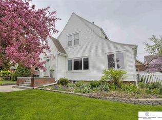 4688 Hickory St, Omaha, NE 68106