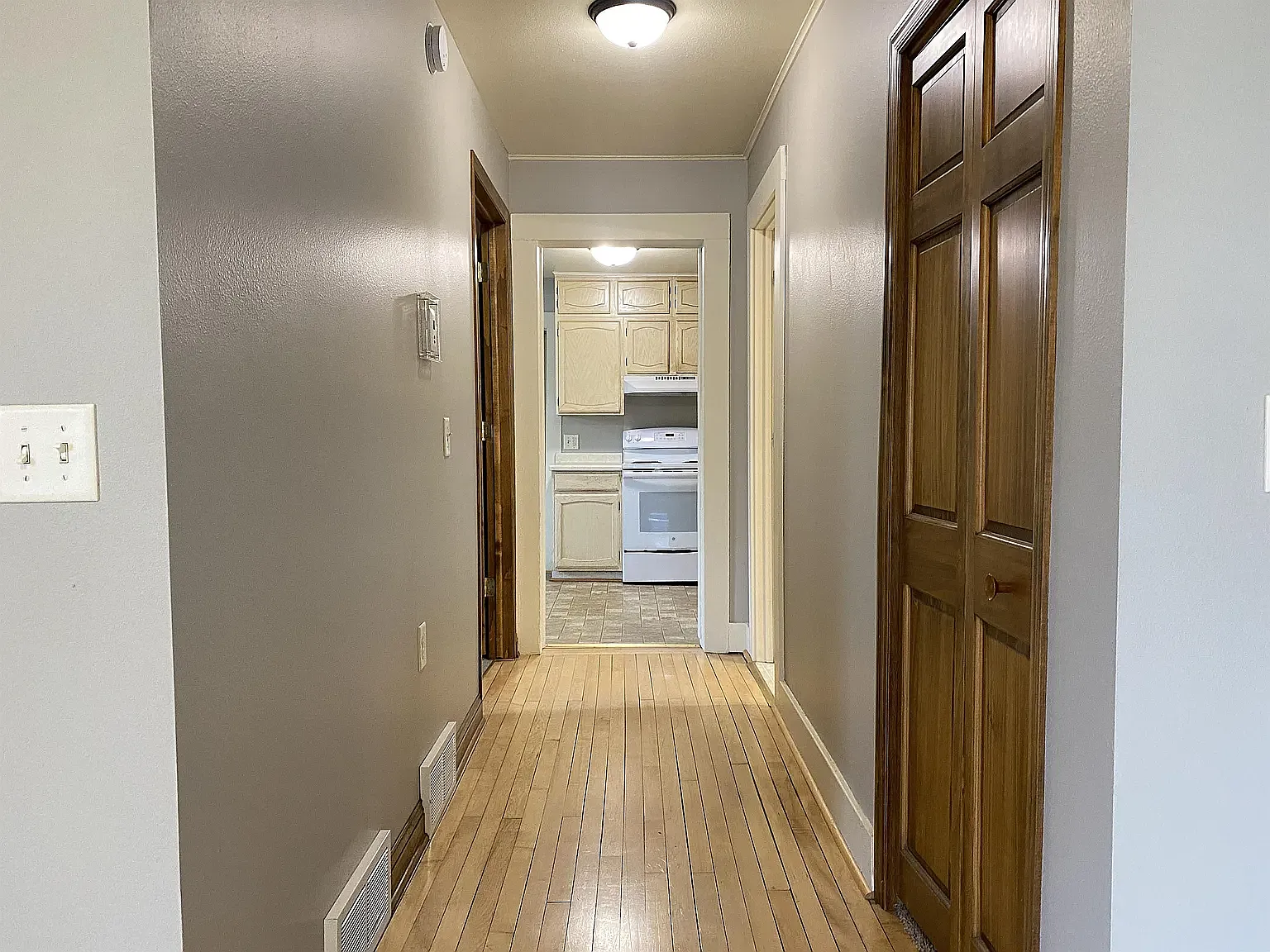 4 bed, 1146 sqft, $1,230 — Photo 4