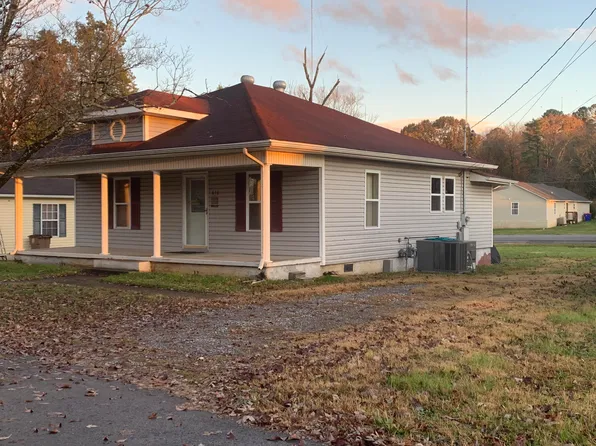 616 Mitchell Dr, Knoxville, TN 37912