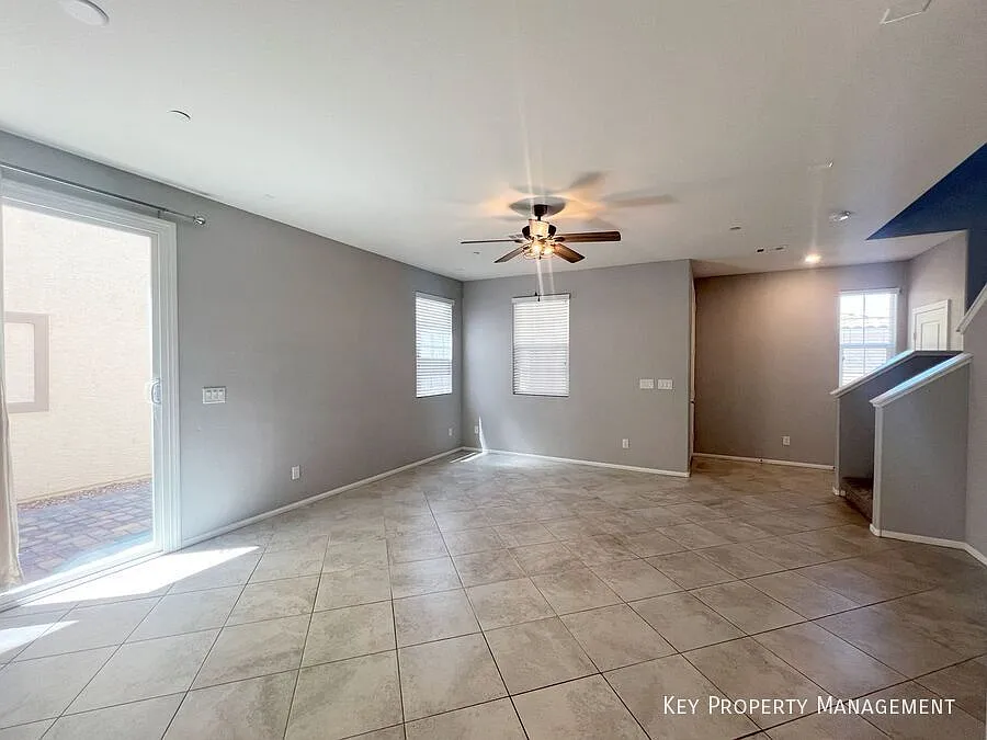 3 Bedroom 2.5 Bath Upgraded Inspirada Home with all the Amenities the Community offers! — Photo 2