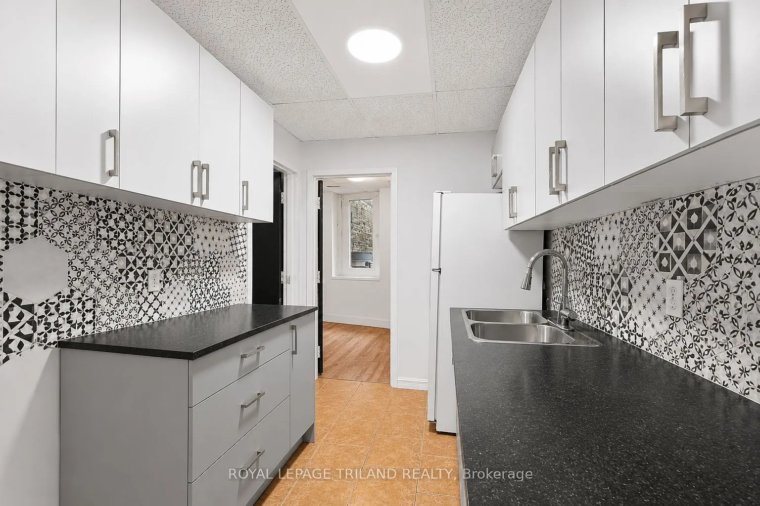 2 bed, $1,725 — Photo 3