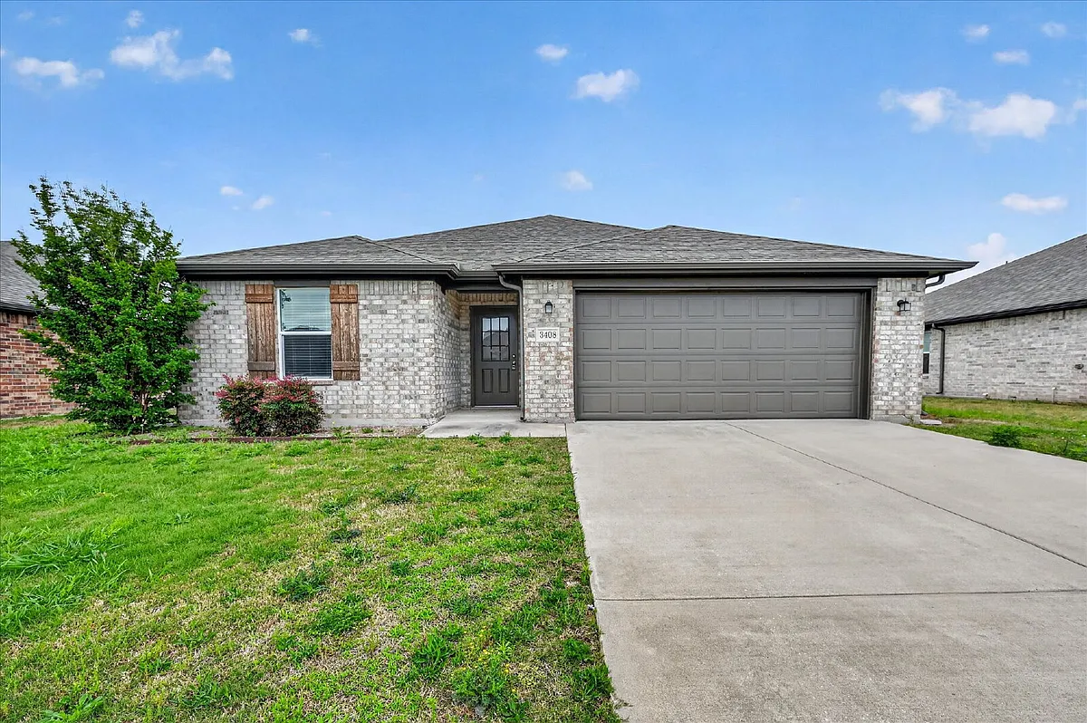 Building Photo - 3408 Brookstone Dr