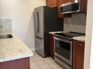 2712 Oak Rd APT 61, Walnut Creek, CA 94597