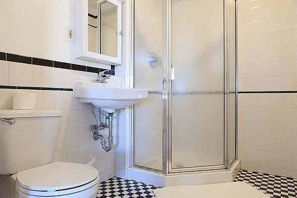 Rented by Dream Space Realty | media 12