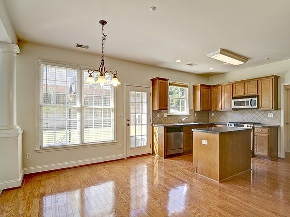 5th image of 525 Water Birch Way