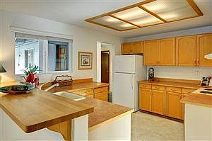 4th image of 1204 170th Ave NE