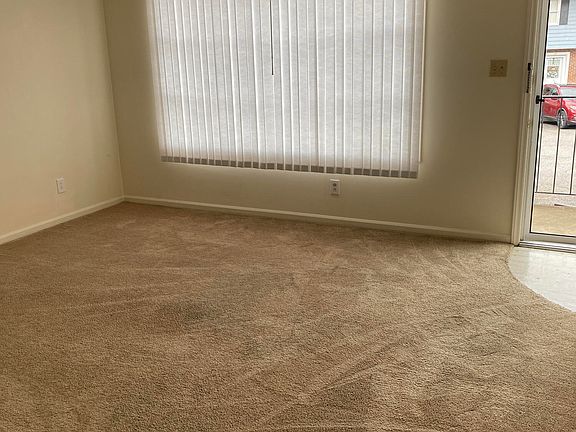 2nd image of 35 Candlewyck Ct #2