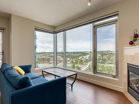 2nd image of 910 5th Ave SW #1902