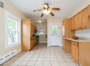 63 Frelinghuysen Ave, Raritan, NJ 08869