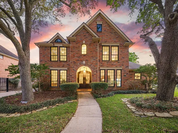 6002 Dabney Hill Ct, Sugar Land, TX 77479