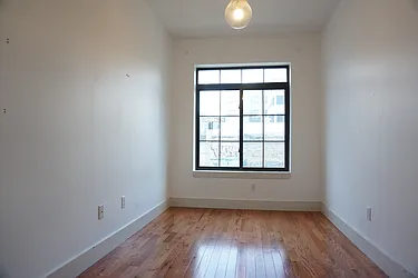 Rented by Rennit Inc.