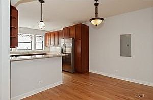 5th image of 1327 W North Shore Ave APT 1S