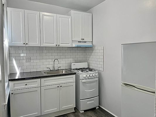 3rd image of 41-25 48th St #8