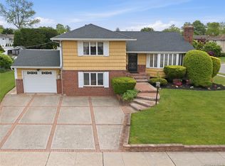 70 Polo Rd, Massapequa, NY 11758