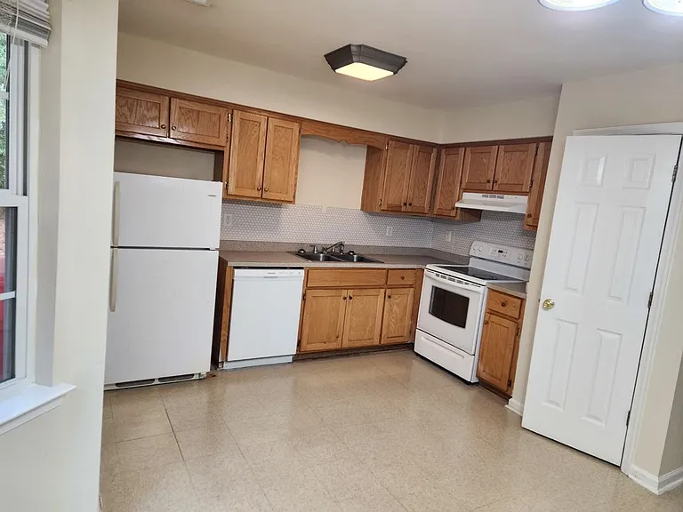 116 Ida Acres Dr — Photo 2