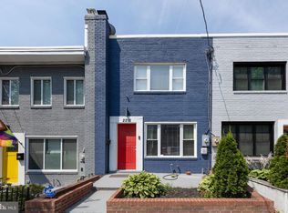2218 16th St NE, Washington, DC 20018