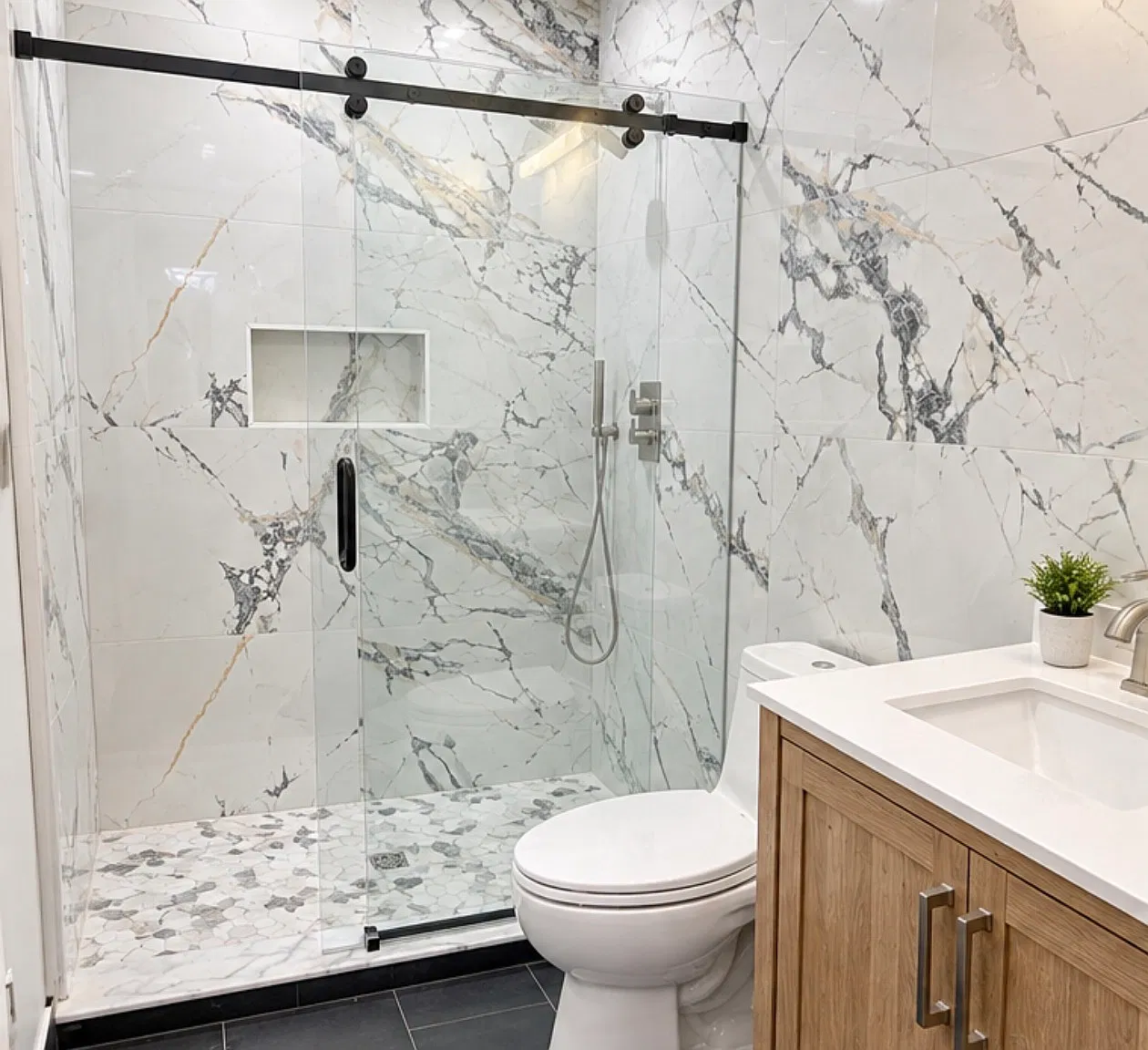 2 bed, $3,200 — Photo 3