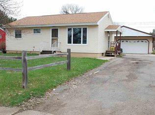 227 Wyandotte Rd, Hoyt Lakes, MN 55750