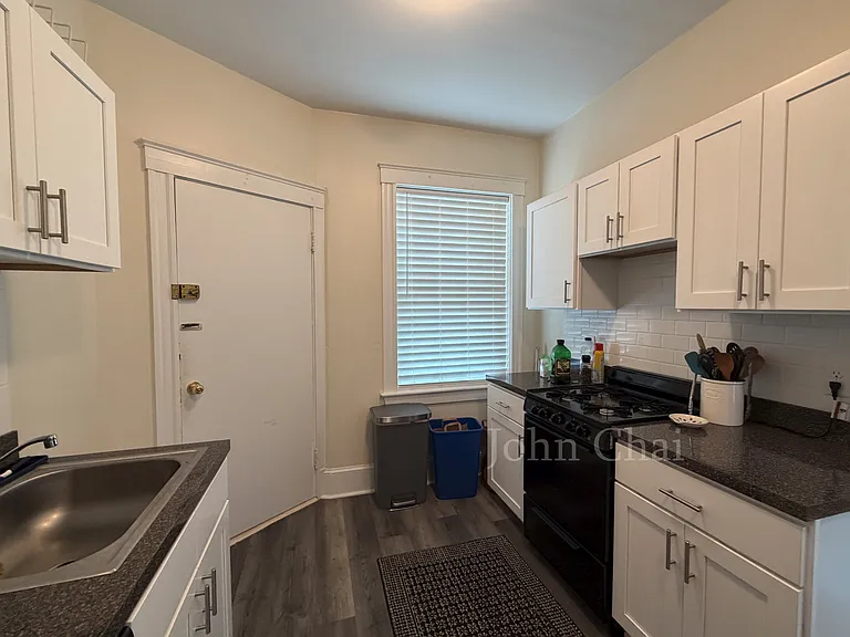 126 Englewood Ave #2 — Photo 13