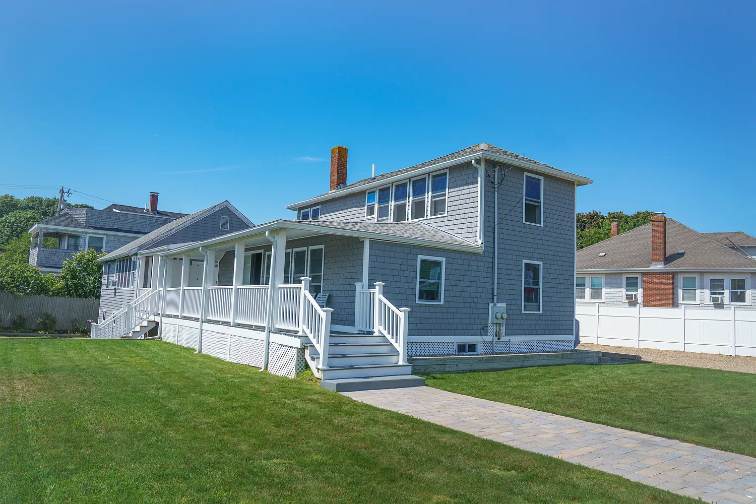 155 Bayview St — Photo 1